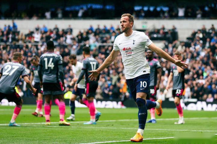 瞬息万变的 瞬息万变的